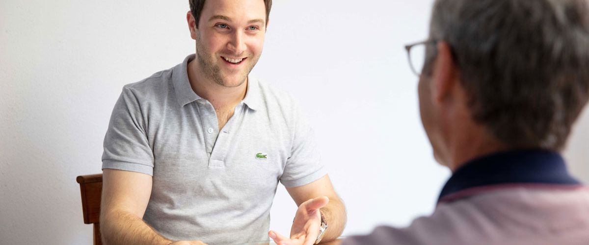 Kundenberatung durch Ingenieur Heinzelmann